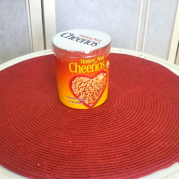 NWT Honey Nut Cheerios Scented Candles